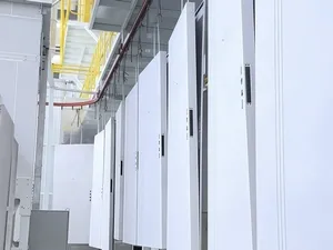 Línea Automática de Recubrimiento Electrostático Para la Industria de Puertas y Ventanas: Guangyi Doors